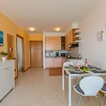 Appartement Kristall Pool View - Happy Desenzano del Garda