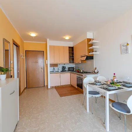 Kristall Pool View - Happy Appartement Desenzano del Garda