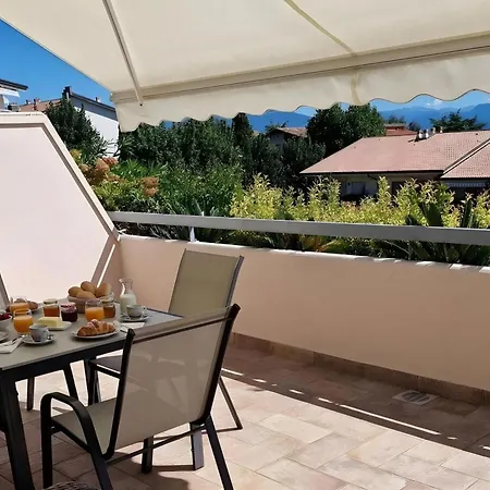 Kristall Pool View - Happy Appartement Desenzano del Garda