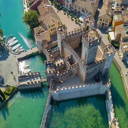 Kristall Pool View - Happy Apartament Desenzano del Garda